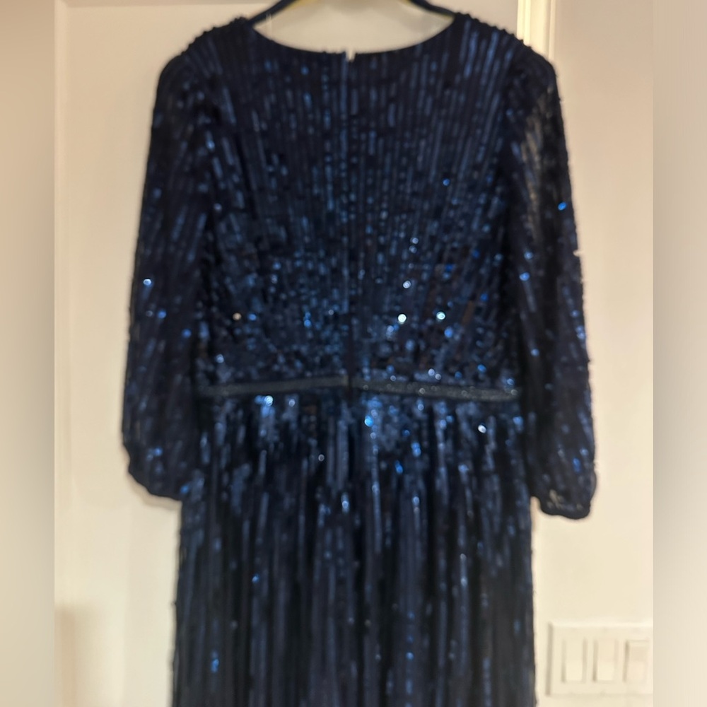 Mac Duggal Navy Sequin V-Neck Maxi Gown - Picture 5 of 7